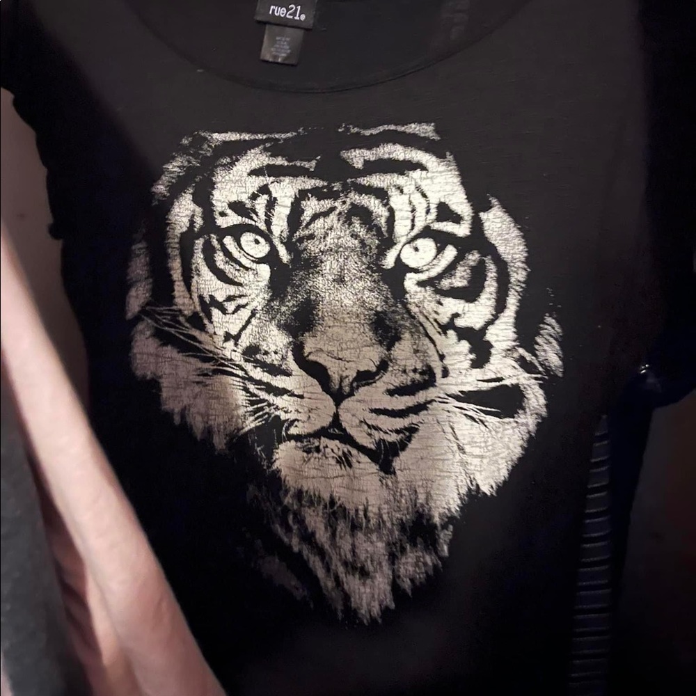 Black tiger blouse